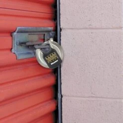 Master Lock Master-Lock Vorhängeschloss M40EURDNUM, 70mm, 4-fach Zahlenschloss, Wetterfest, Level 8, Grau -Angebote HausGlanz Store 51d88b8af1f419376c7fa279a7430574c3c9dcad vorhaengeschloss master lock m40eurdnum 70mm