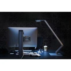 Luctra Schreibtischlampe Table Pro 2 Linear LED, Standfuß, Dimmbar, USB, Silber -Angebote HausGlanz Store 5b666785562e9a9388af9bfce661f1885496471d schreibtischlampe luctra table pro 2 linear led