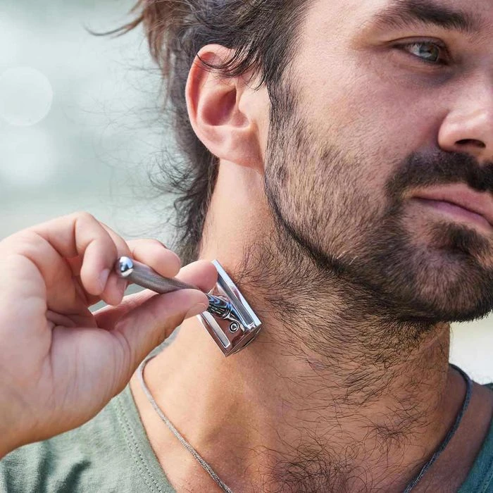 Pandoo Rasierer Rasierhobel Aus Metall, Silber, Für Damen Und Herren, Inkl. Halterung + 10 Klingen 3 Pandoo Rasierer Rasierhobel Aus Metall, Silber, Für Damen Und Herren, Inkl. Halterung + 10 Klingen – Bild 3