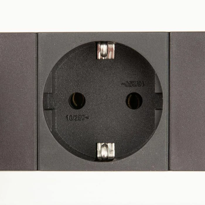 Bachmann Steckdosenleiste Handwerkerleiste 2m, 6-fach, Schalter 5 Bachmann Steckdosenleiste Handwerkerleiste 2m, 6-fach, Schalter – Bild 5