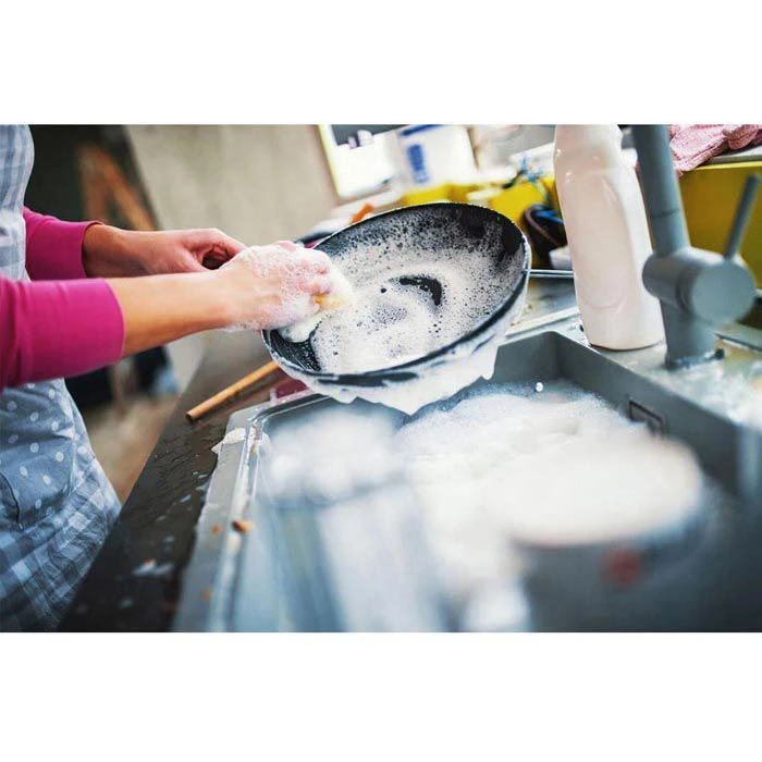 Pril Spülmittel Kraft-Gel Ultra Plus 5+, Selbstaktive Fettlösekraft, Konzentrat, 450ml 4 Pril Spülmittel Kraft-Gel Ultra Plus 5+, Selbstaktive Fettlösekraft, Konzentrat, 450ml – Bild 4