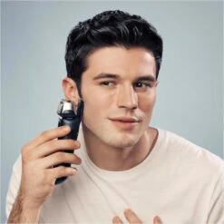 Braun Elektrorasierer Series 8 8460cc, Schwarz, Wet&Dry, 3+1 Scherkopf, Trimmer+Reinigungsstation -Angebote HausGlanz Store d80ad1741e1117852f80e898c39e498e6c8a4585 elektrorasierer braun series 8 8460cc schwarz