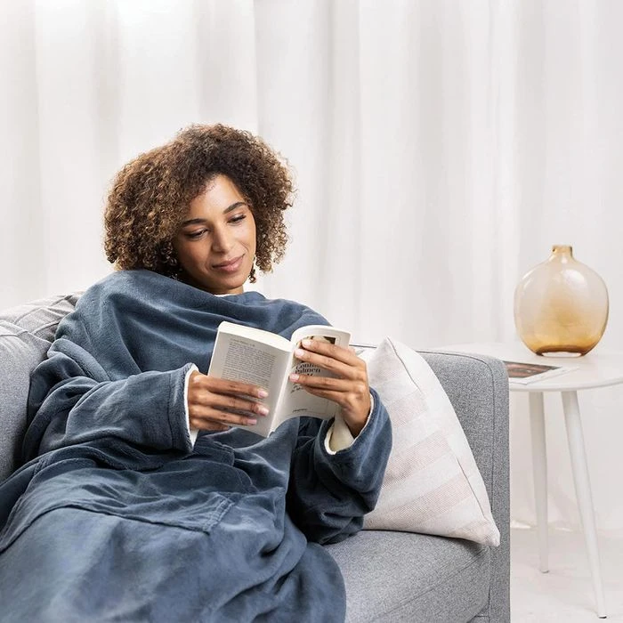 Navaris Heizdecke Snuggy, Mit Ärmeln, Dunkelblau, 9 Temperaturen, Abschaltautomatik, 195 X 125cm 6 Navaris Heizdecke Snuggy, Mit Ärmeln, Dunkelblau, 9 Temperaturen, Abschaltautomatik, 195 X 125cm – Bild 6